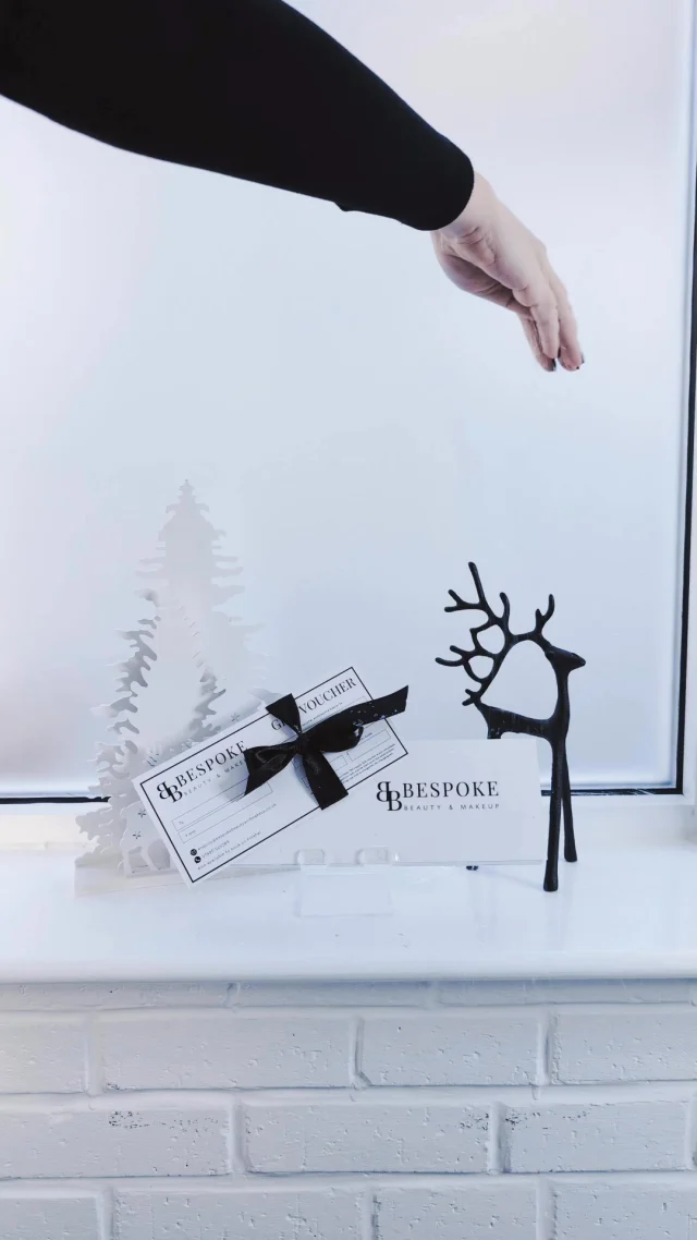 Supporting small independents is so important, especially in this climate. And what better way than to get personally selected products straight to your door ready gift wrapped in chic black and white wrap. 

 #baildonbeautysalon #baildonmums #HealthySkinStartsHere #baildon #beautygifts